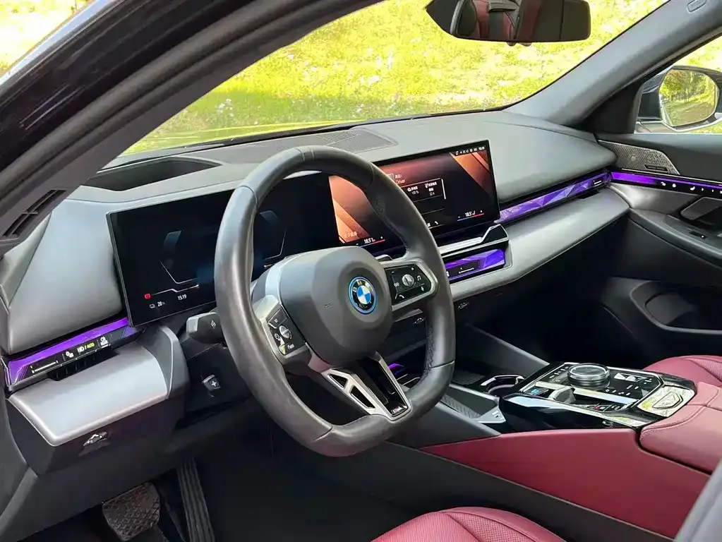 BMW i5 — фото 5