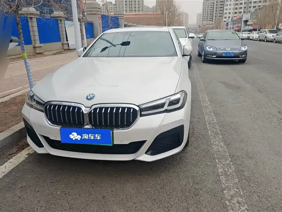 BMW 5 Series New Energy — фото 10