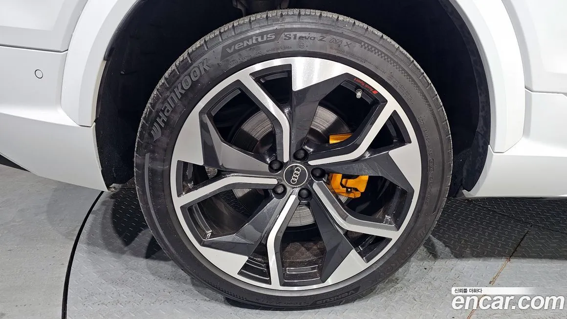 Audi e-tron 2022 из KR, фото 8
