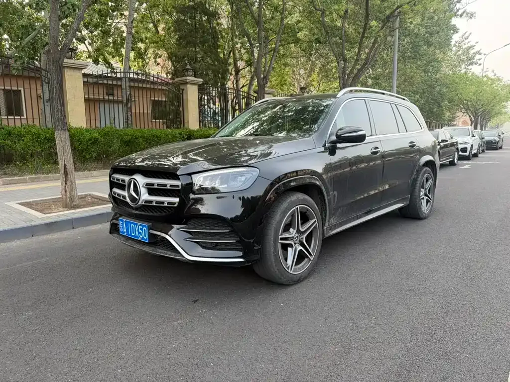 Mercedes-Benz GLS — фото 1
