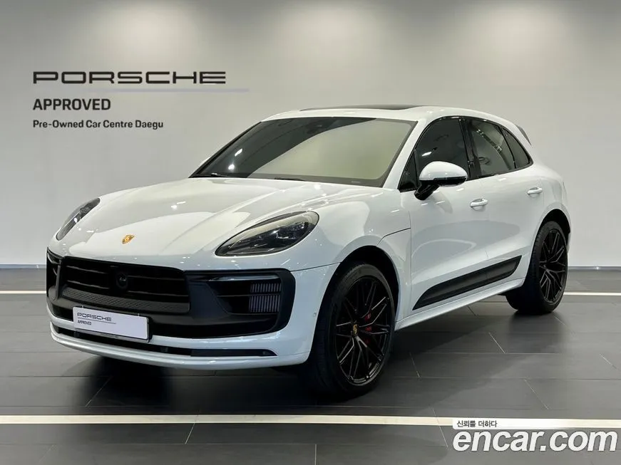 Porsche Macan — фото 1