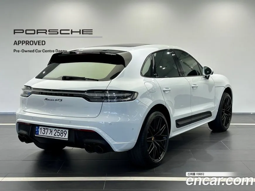 Porsche Macan — фото 5