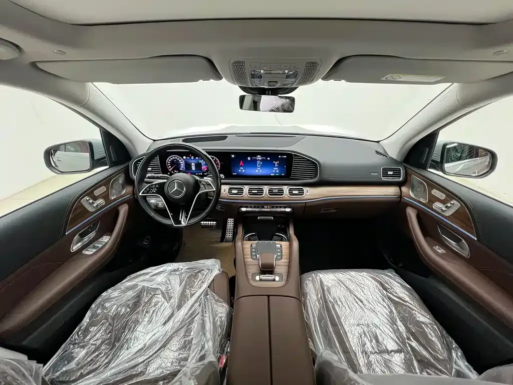 Mercedes-Benz GLS — фото 4
