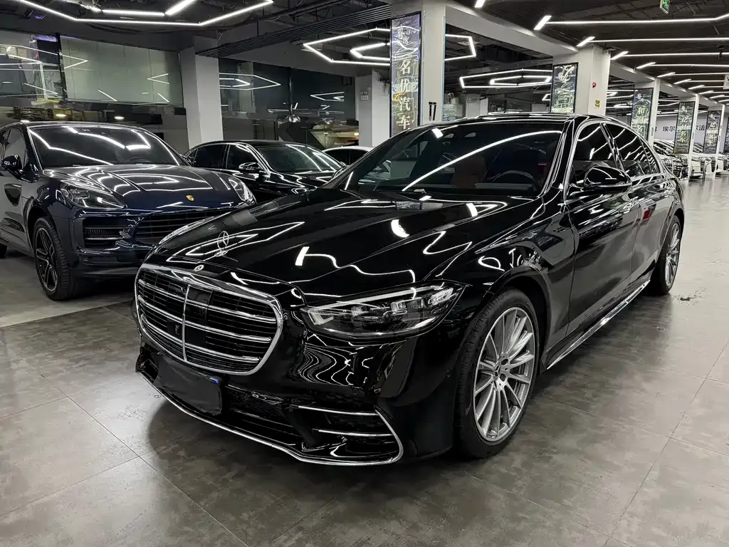 Mercedes-Benz S-Class — фото 1
