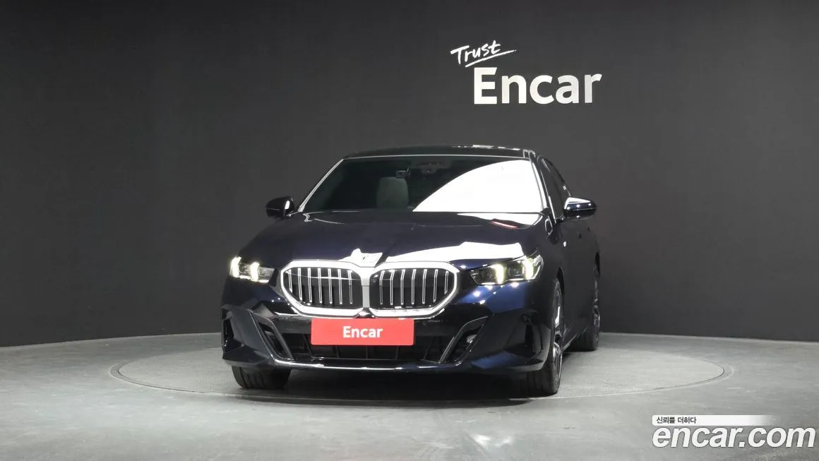 BMW 5-Series 2025 из KR, фото 3