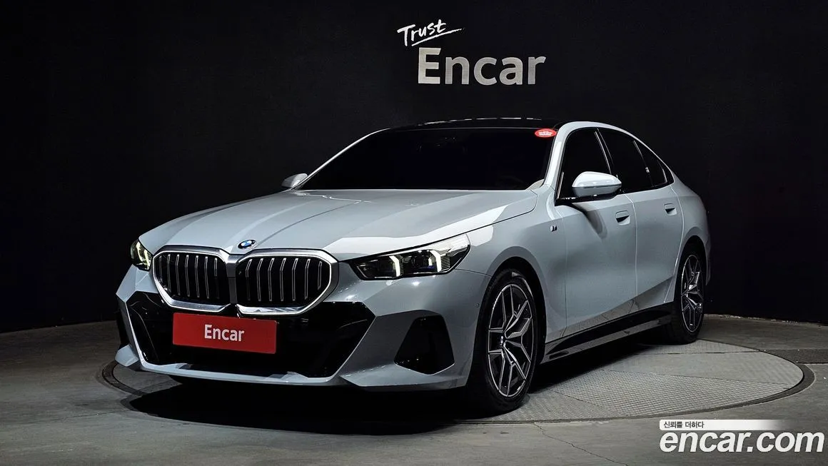 BMW 5-Series 2025 из KR, фото 1