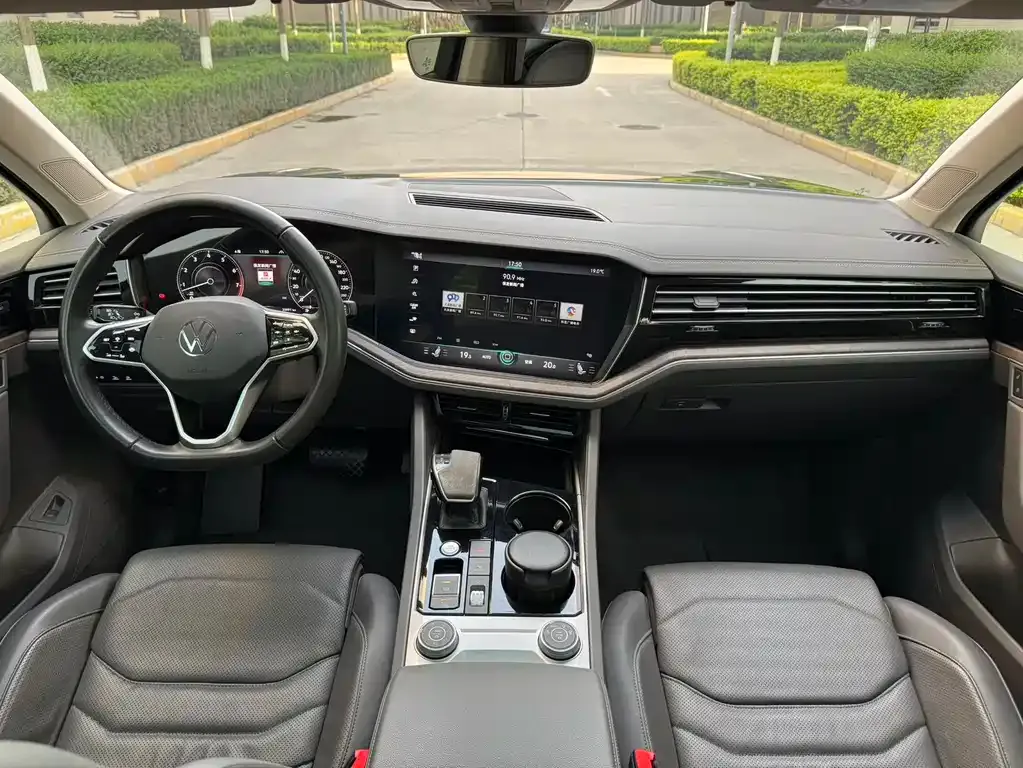 Volkswagen Touareg 2024 из CN, фото 10