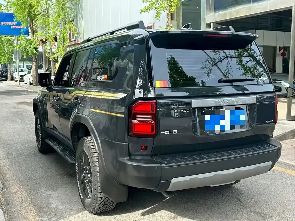 Toyota Prado 2025 из CN, фото 8