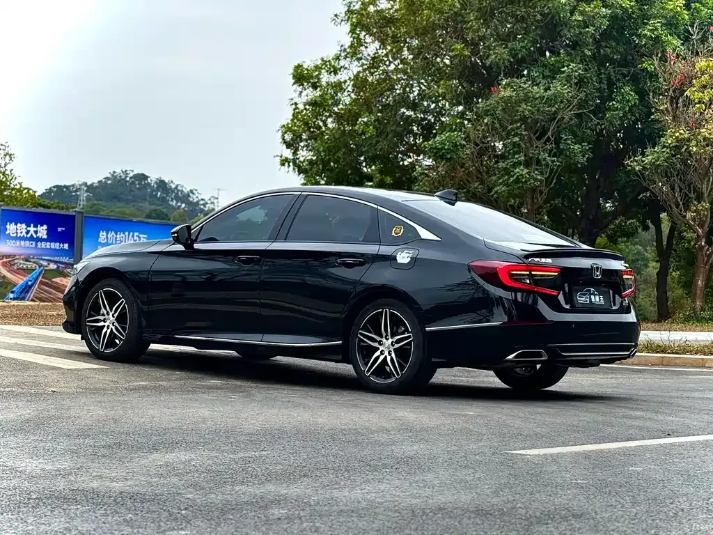 Honda Accord 2022 из CN, фото 10