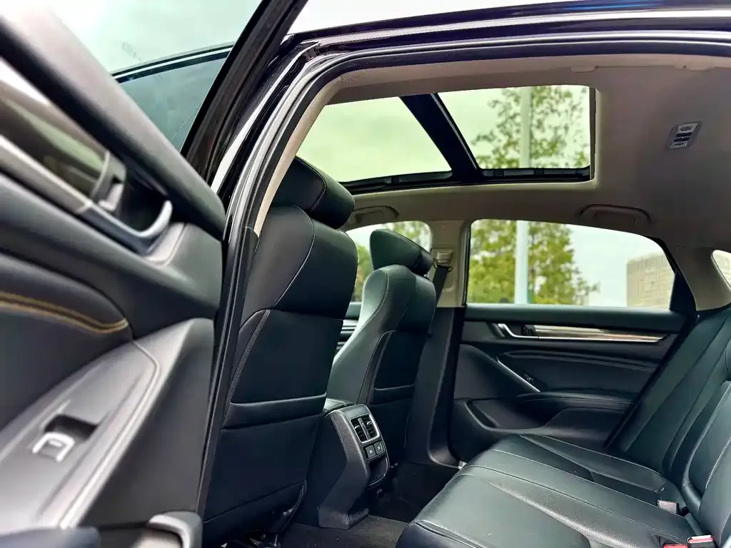 Honda Accord 2022 из CN, фото 5