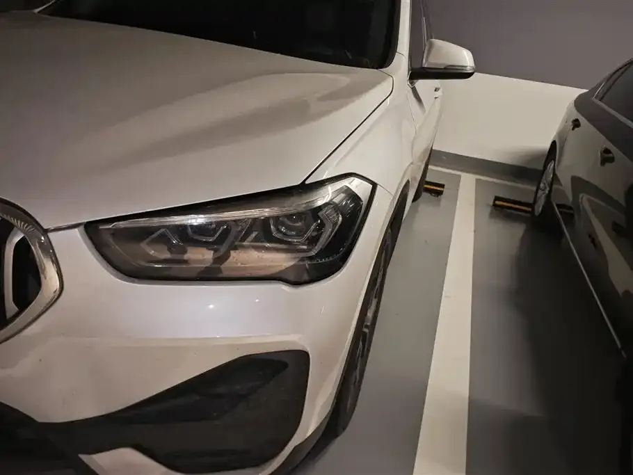 BMW X1 2022 из CN, фото 10