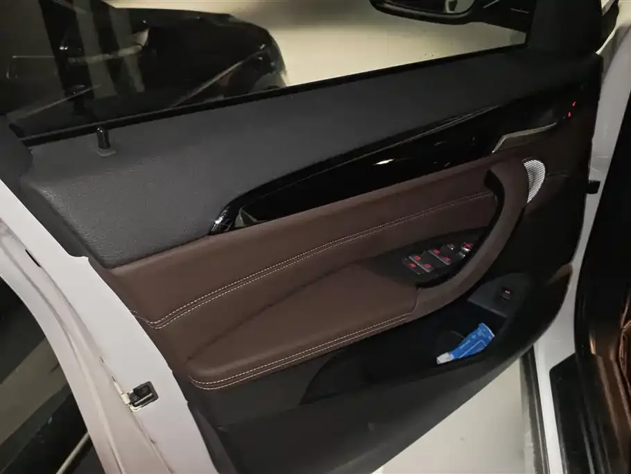 BMW X1 2022 из CN, фото 8