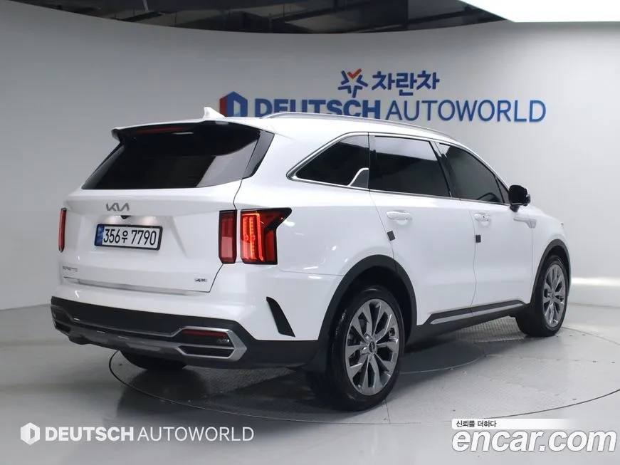 Kia Sorento — фото 5