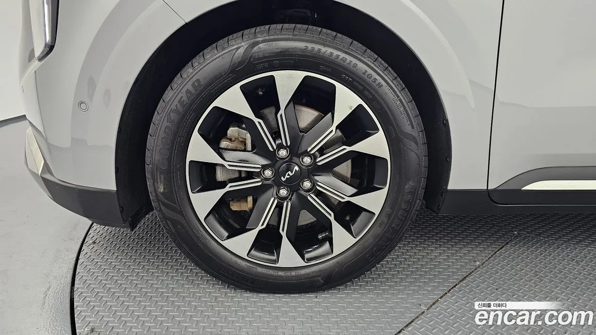 Kia Carnival 2023 из KR, фото 8