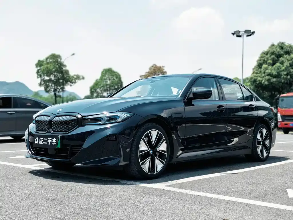 BMW i3 — фото 1