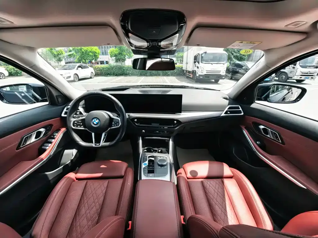 BMW i3 — фото 8