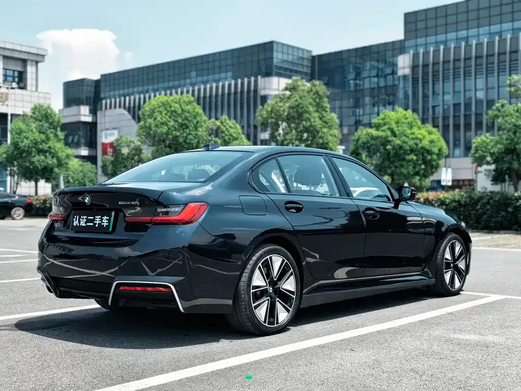 BMW i3 — фото 10