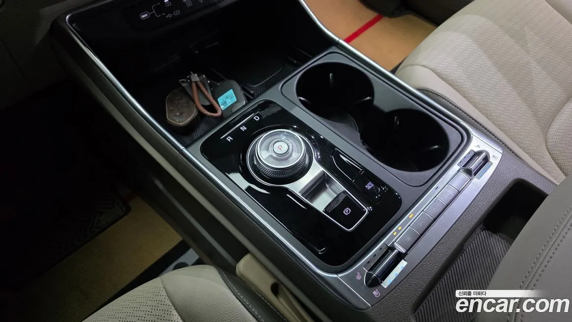Kia Carnival — фото 10