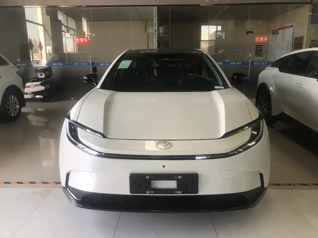 Toyota bZ5