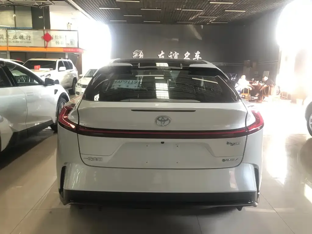 Toyota bZ5 2026 из CN, фото 6