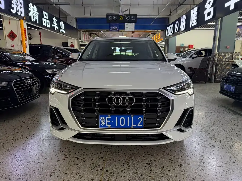 Audi Q3 — фото 4