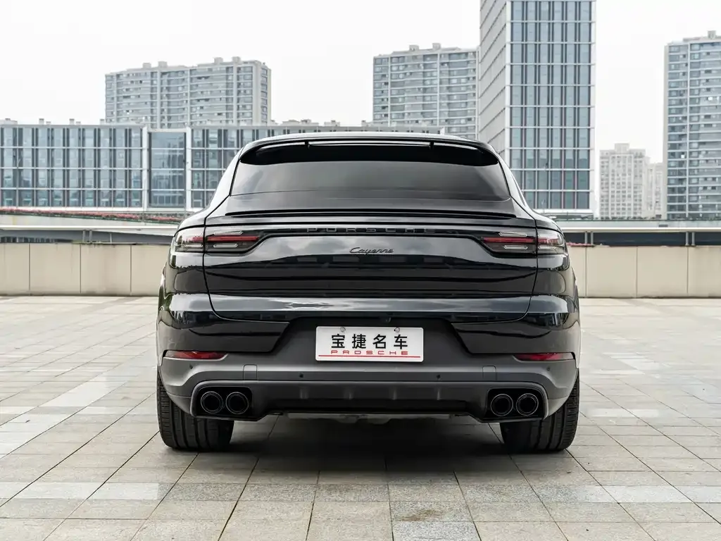 Porsche Cayenne — фото 2