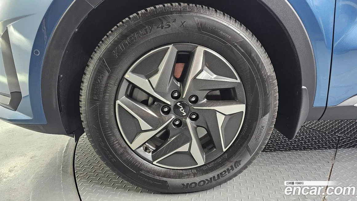Kia Sorento — фото 9