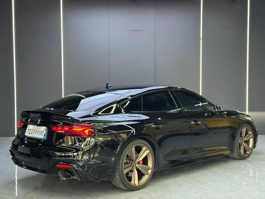 Audi RS 5 2021 из CN, фото 8