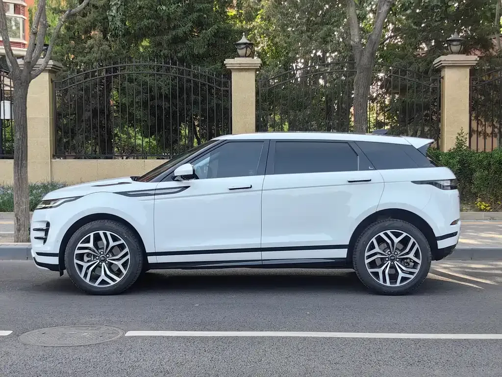 Land Rover Evoque — фото 10