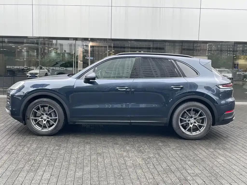 Porsche Cayenne — фото 4