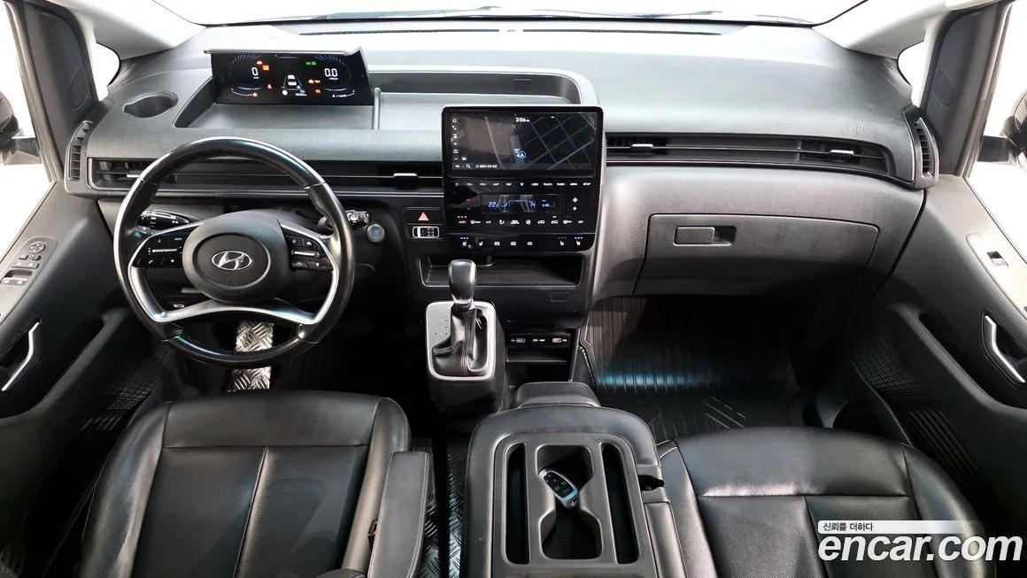 Hyundai Staria — фото 9