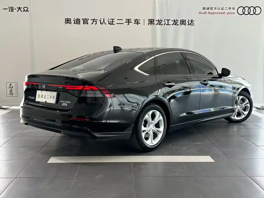 Honda Accord — фото 4