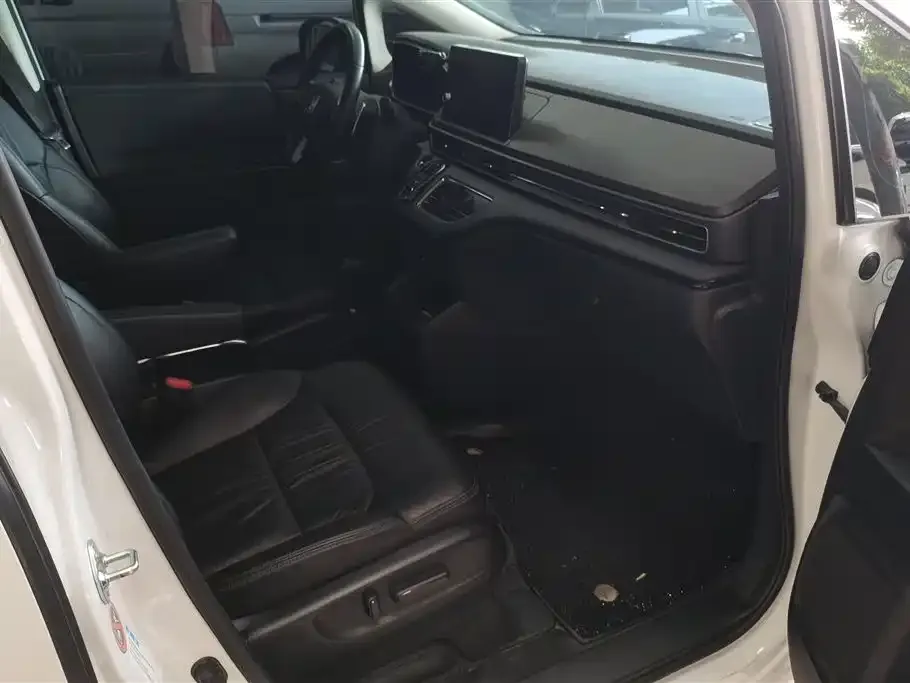 Honda Odyssey 2023 из CN, фото 5