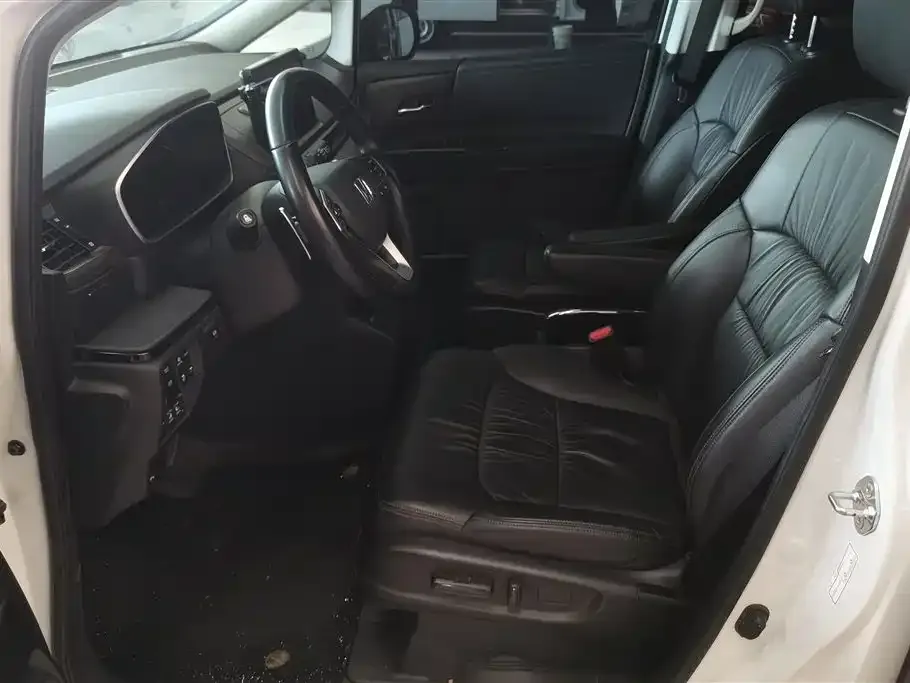 Honda Odyssey 2023 из CN, фото 6