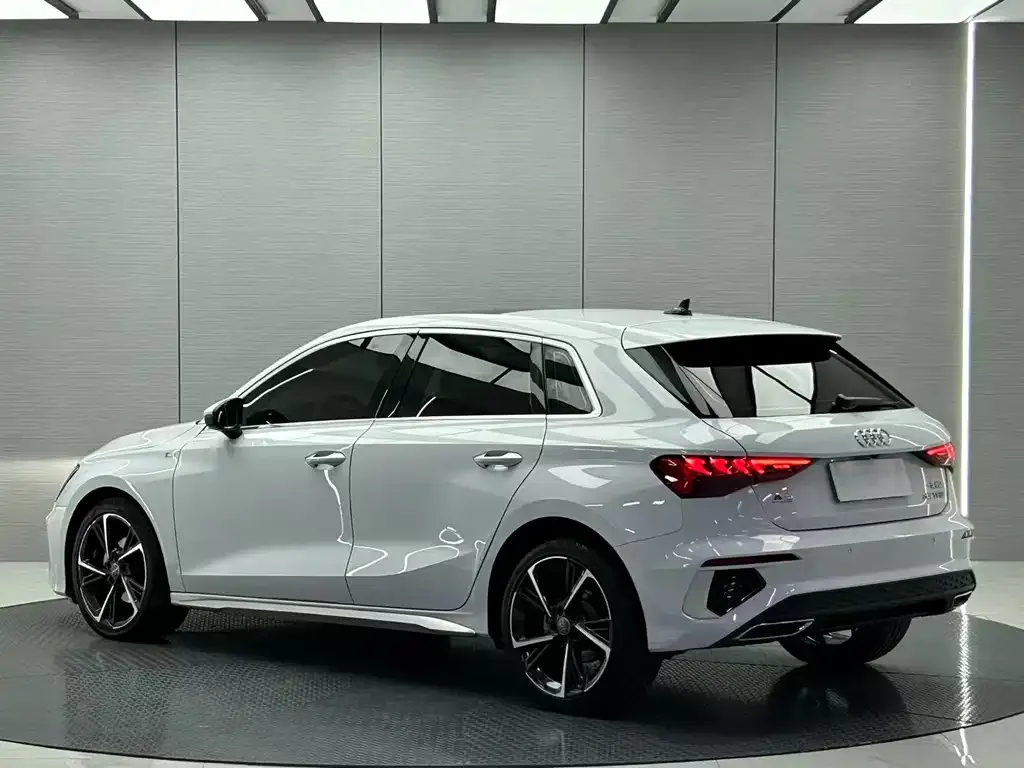 Audi A3 — фото 7