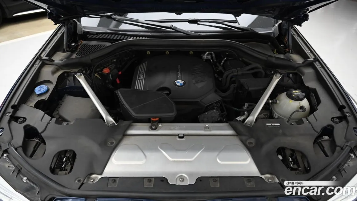 BMW X4 2021 из KR, фото 5