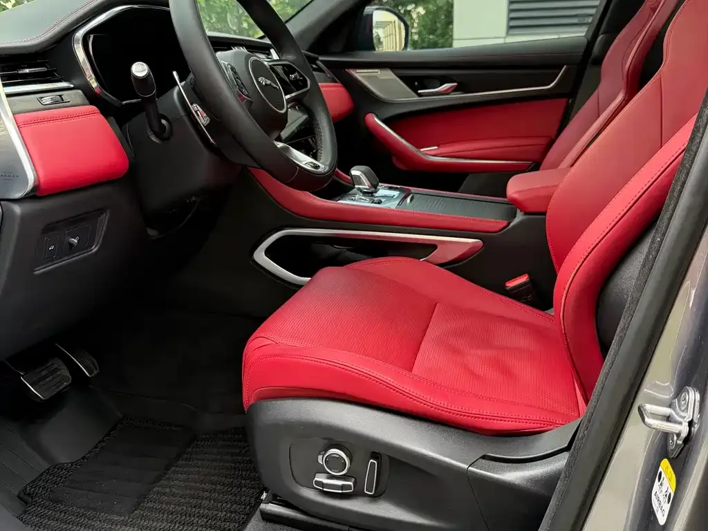 Jaguar F-PACE 2023 из CN, фото 2