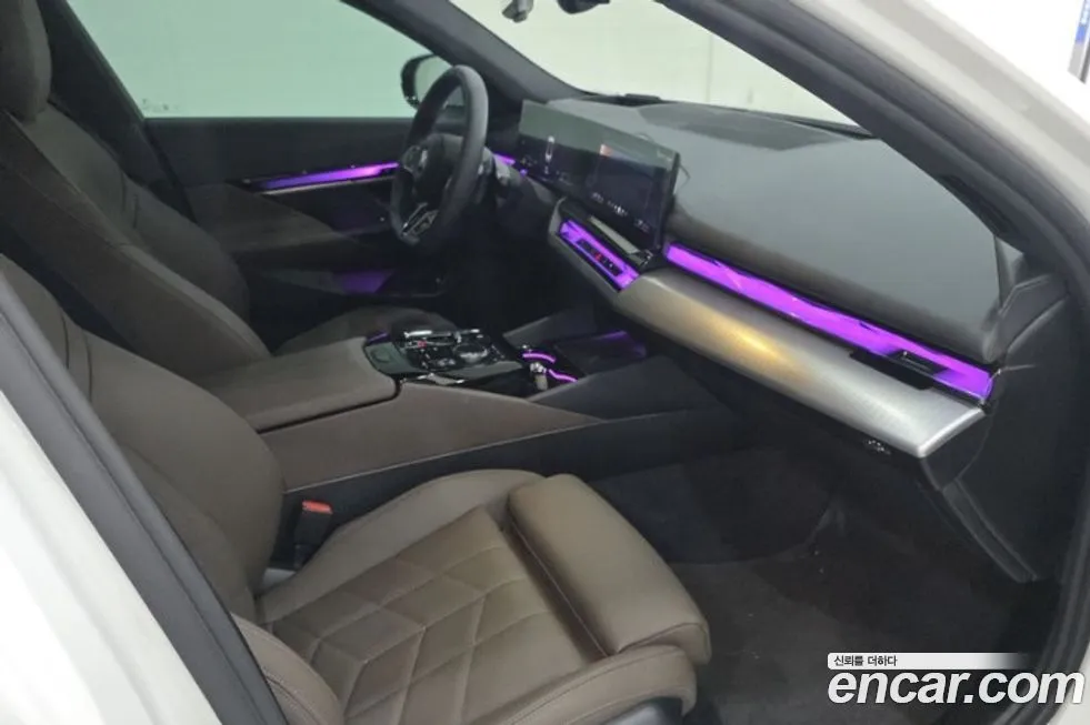 BMW 5-Series 2025 из KR, фото 5