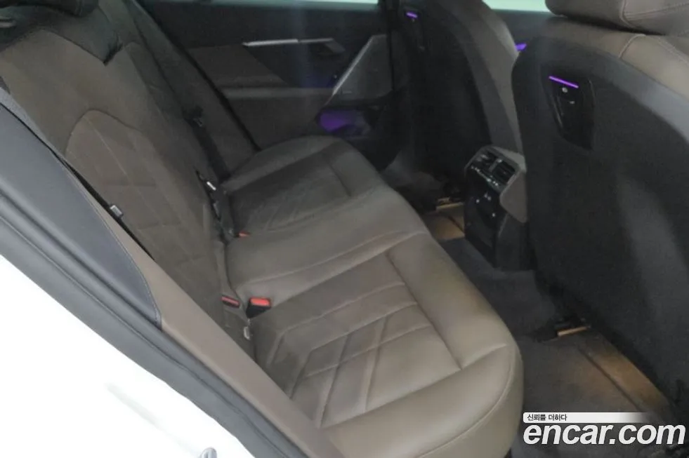 BMW 5-Series 2025 из KR, фото 3
