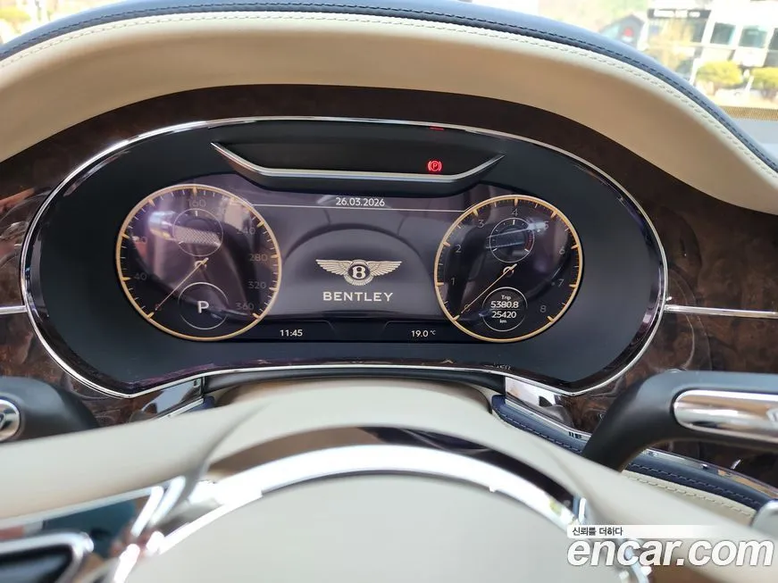 Bentley Flying Spur 2022 из KR, фото 8