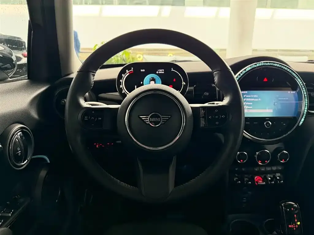 MINI Cooper (3-door) 2023 из CN, фото 4