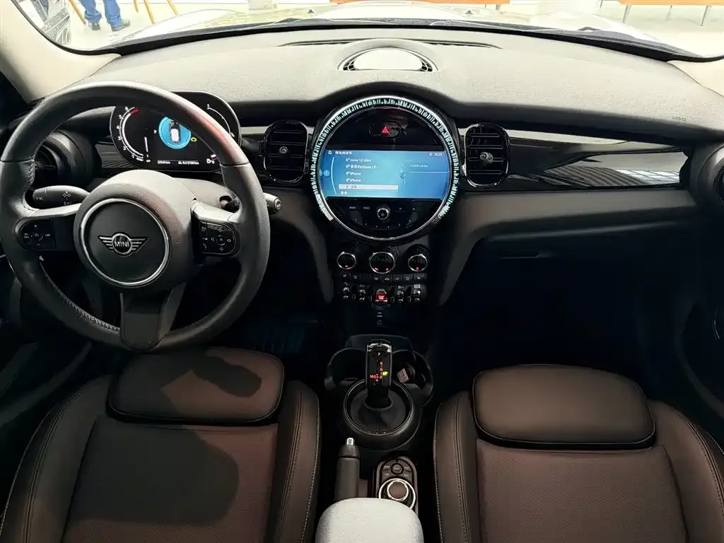 MINI Cooper (3-door) 2023 из CN, фото 5