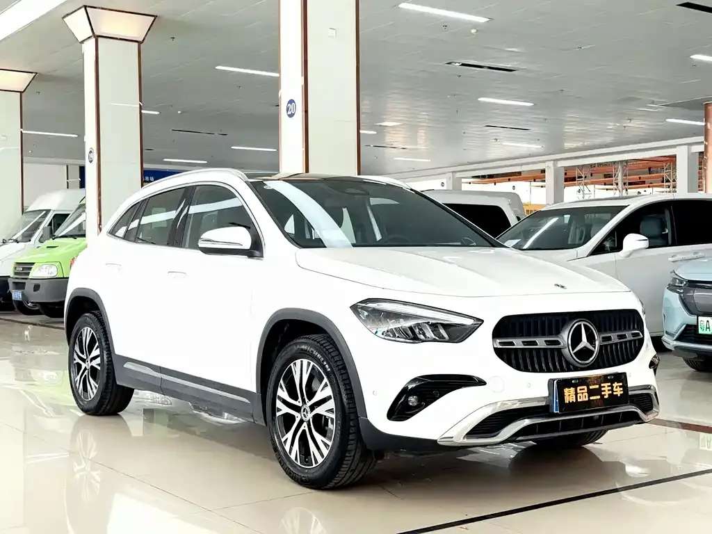 Mercedes-Benz GLA — фото 2