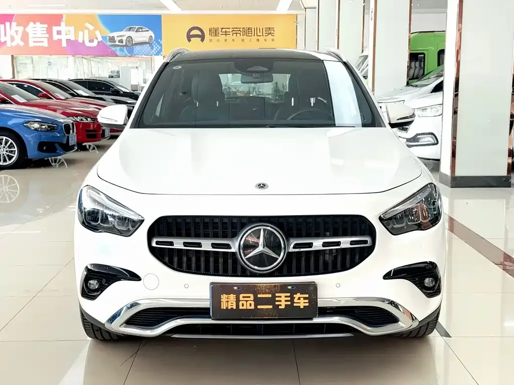 Mercedes-Benz GLA — фото 10