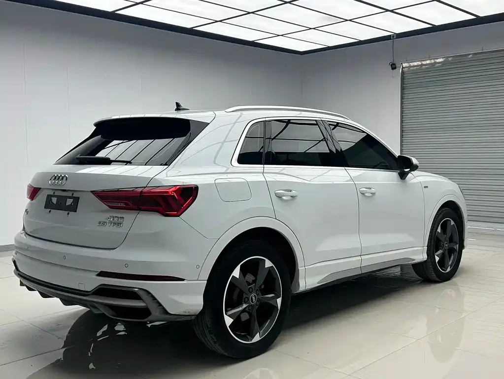 Audi Q3 2021 из CN, фото 7