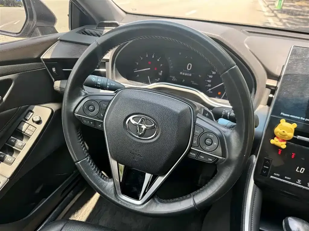 Toyota Avalon 2022 из CN, фото 2