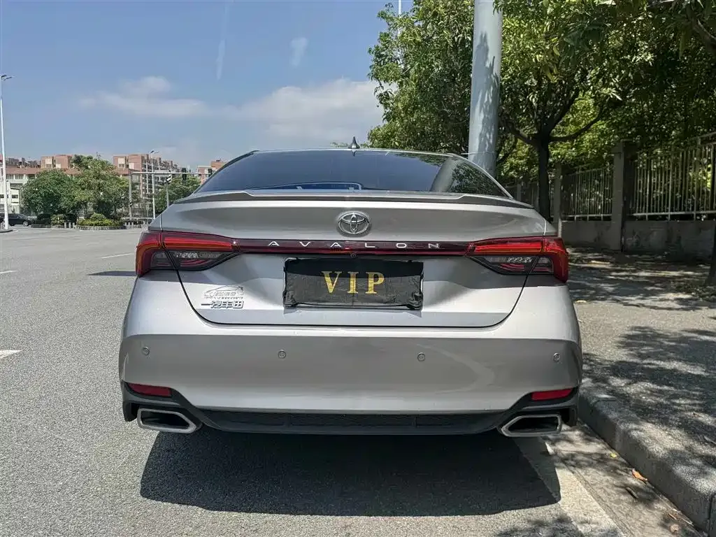 Toyota Avalon 2022 из CN, фото 8