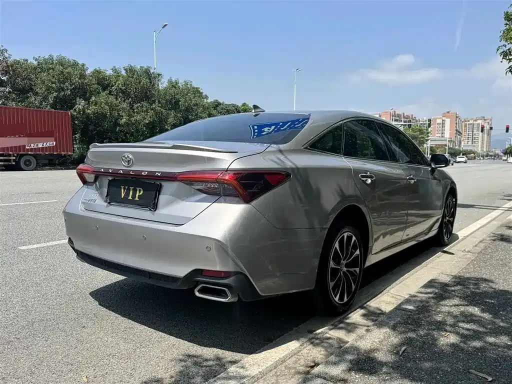 Toyota Avalon 2022 из CN, фото 9