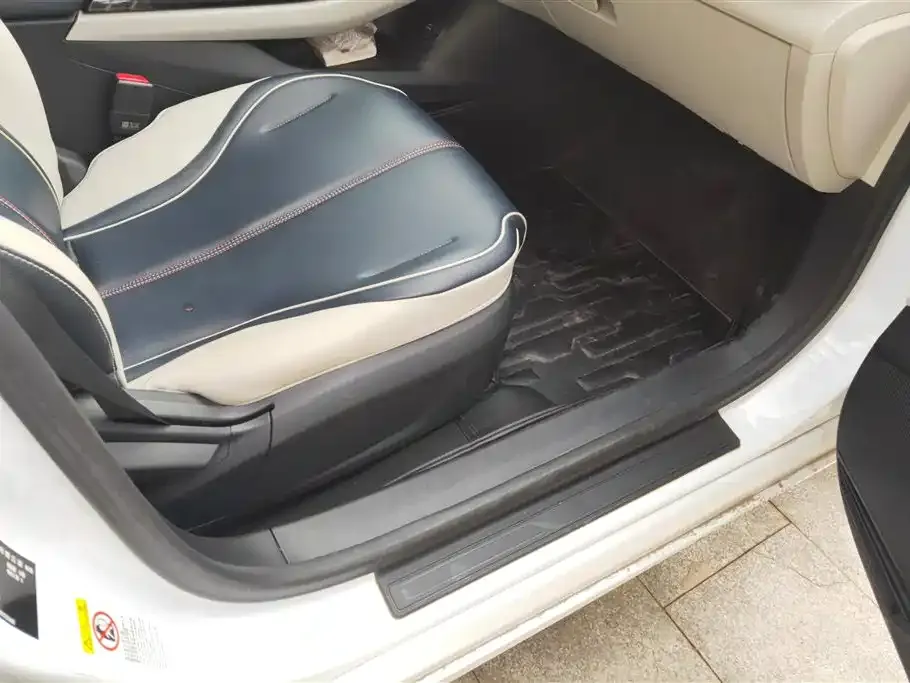 BYD Qin PLUS 2023 из CN, фото 2