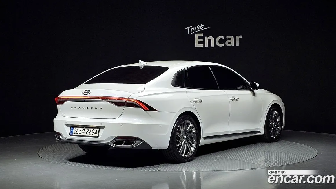 Hyundai Grandeur 2022 из KR, фото 8